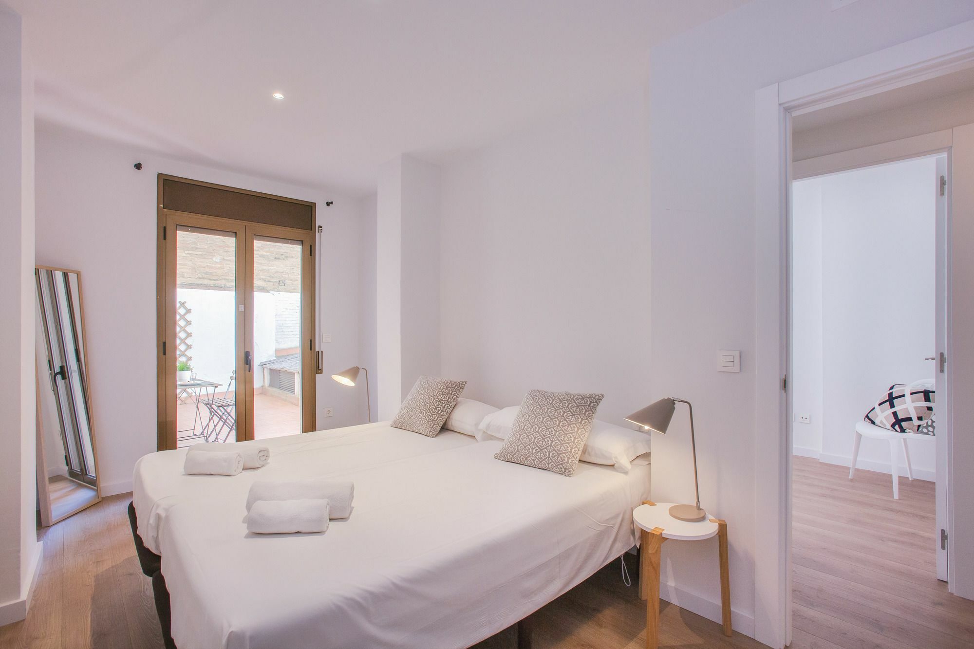 Flateli Girona City Center 2 المظهر الخارجي الصورة